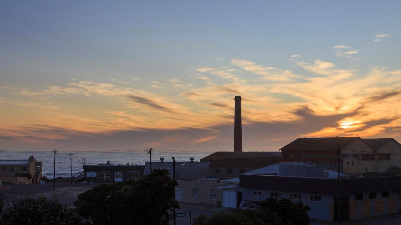 Bokkomblommetjie Lambert's Bay Bagian luar foto