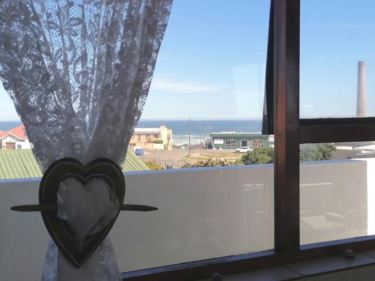 Bokkomblommetjie Lambert's Bay Bagian luar foto