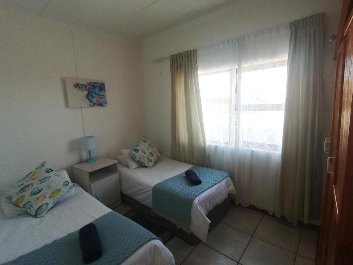 Bokkomblommetjie Lambert's Bay Bagian luar foto